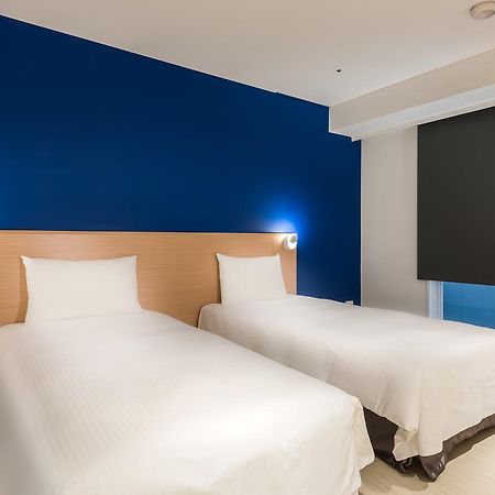 Wonstar Hotel Ximen II Zhonghe  Bagian luar foto