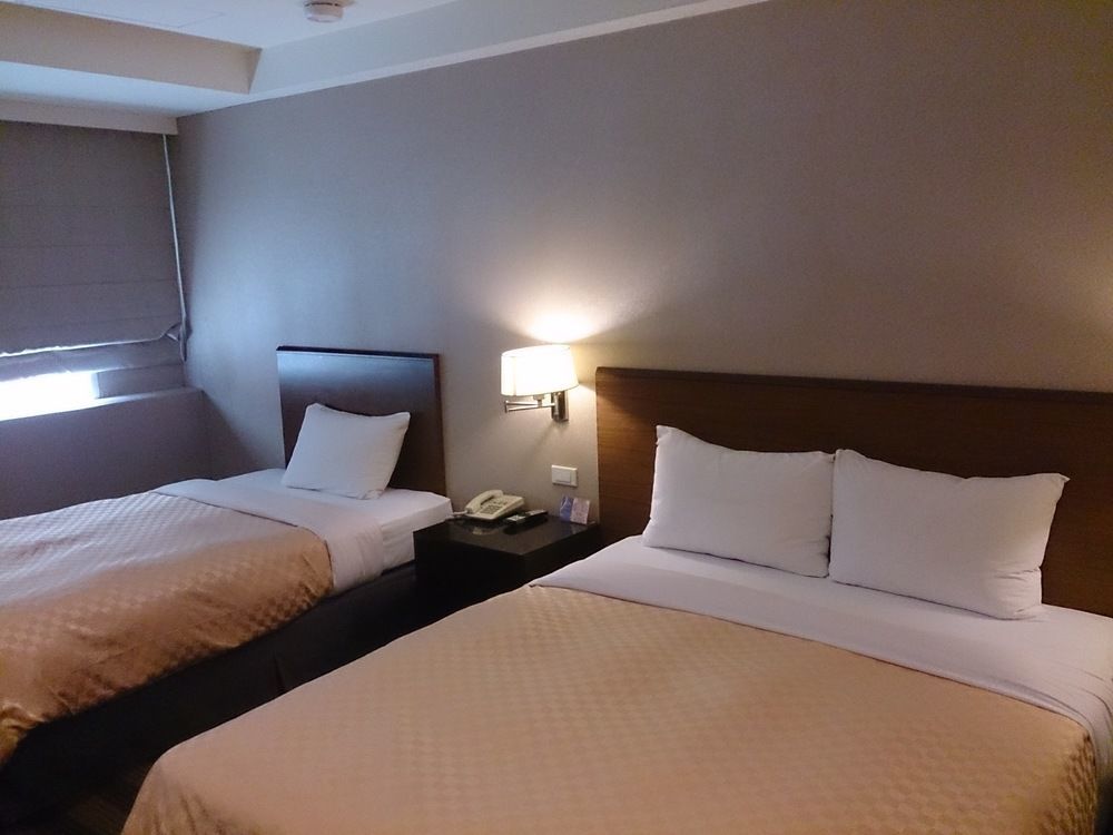 Wonstar Hotel Ximen II Zhonghe  Bagian luar foto