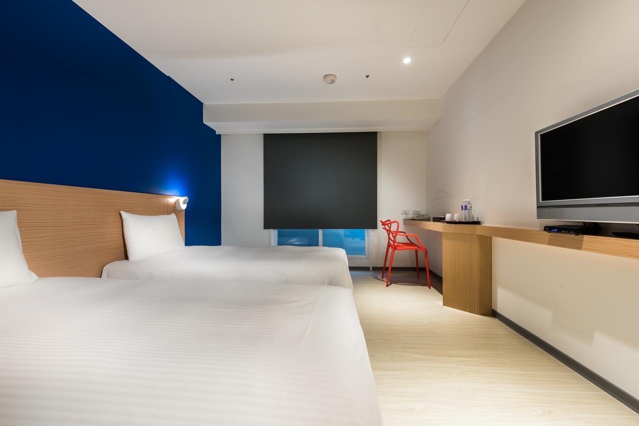 Wonstar Hotel Ximen II Zhonghe  Bagian luar foto